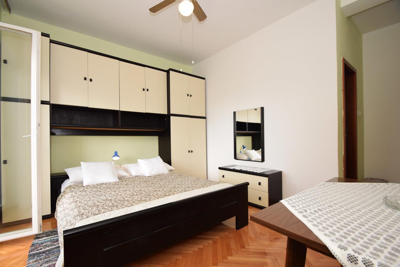 Apartments Mira Starigrad Paklenica Room photo
