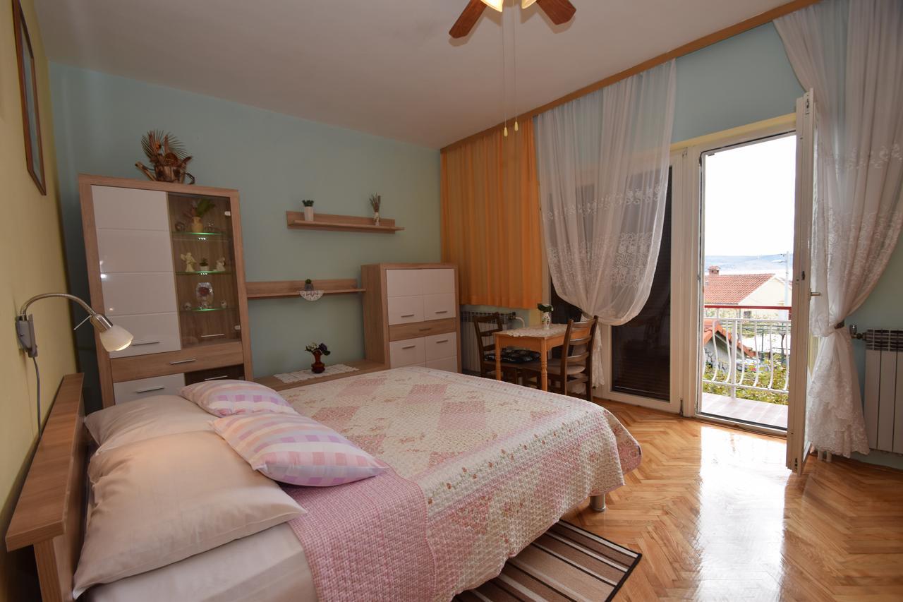 Apartments Mira Starigrad Paklenica Room photo